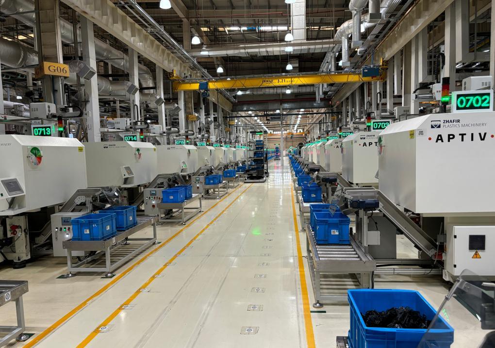 高質(zhì)量發(fā)展調(diào)研行|在上海嘉定感受智能汽車創(chuàng)新&ldquo;熱帶雨林&rdquo;